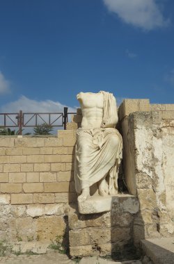 Roma İmparatoru heykeli