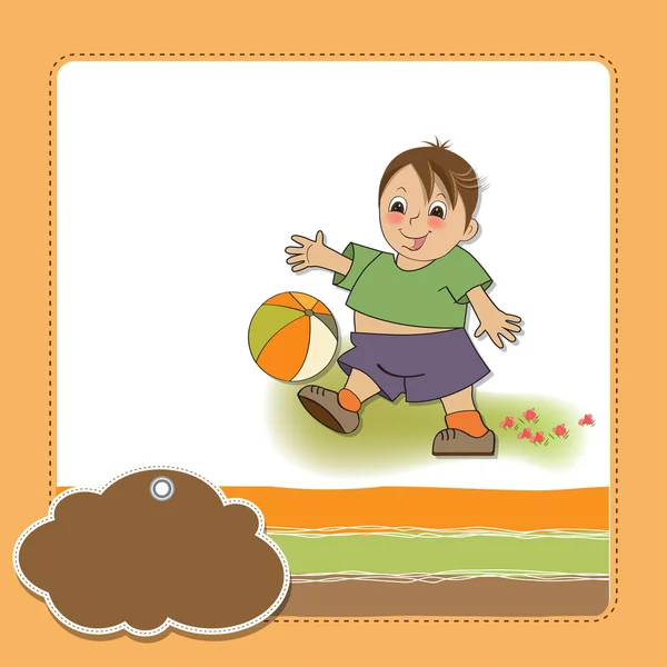 Küçük çocuk top oynarken — Stok fotoğraf