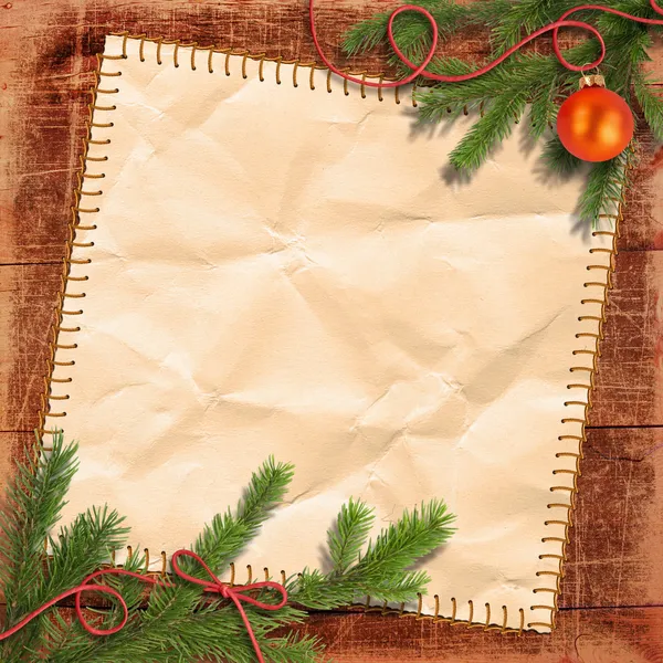 Weihnachtsbaum und Grunge-Papier — Stockfoto