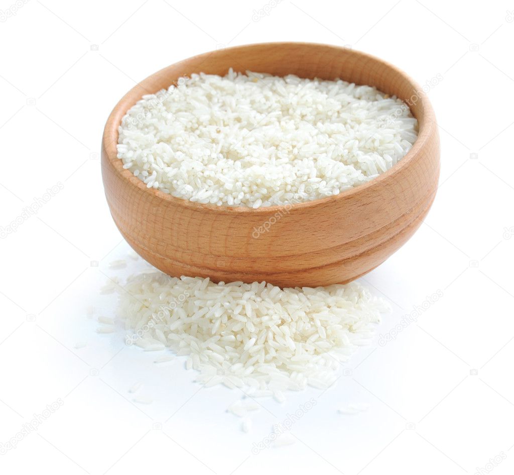 White rice on wooden bowl