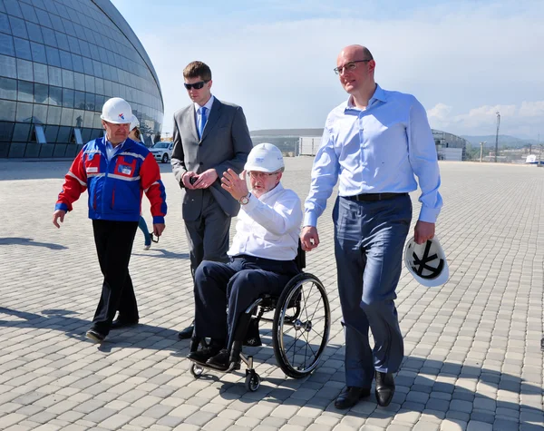 Sir Philip Craven ha visitato il Parco Olimpico di Sochi — Foto Stock