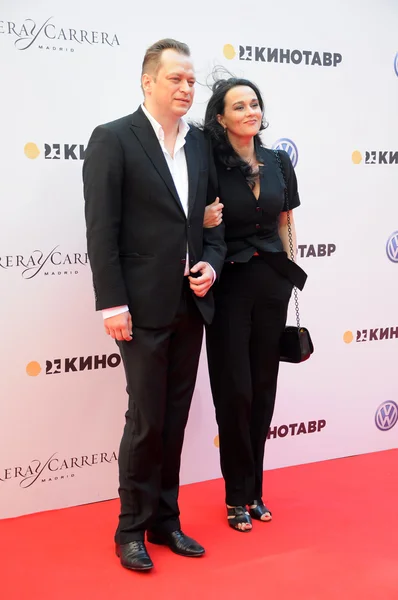 El actor Anatoly Kot y su esposa — Foto de Stock
