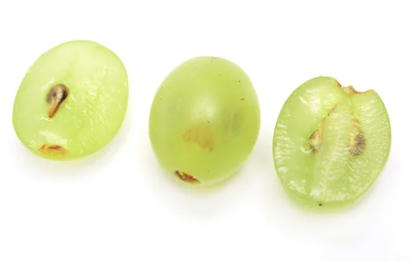 Druiven in de sectie. sluiten — Stockfoto