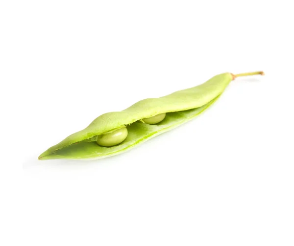Fresh green peas isolated on a white background. Studio photo — Stock Photo, Image