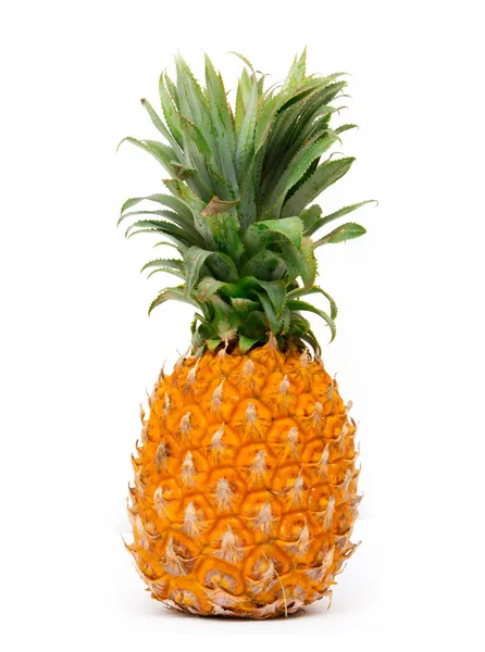 Beyaz arkaplanda ananas