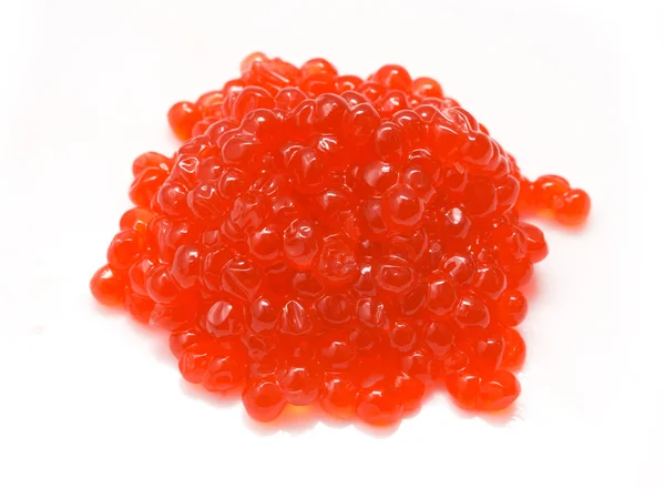 Montón de caviar de salmón rojo aislado en blanco —  Fotos de Stock