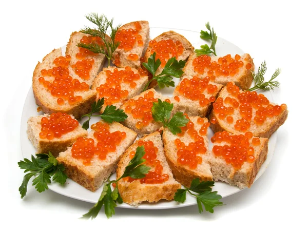 Rode kaviaar op brood met peterselie — Stockfoto