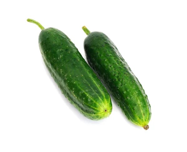 Twee komkommer op witte achtergrond — Stockfoto