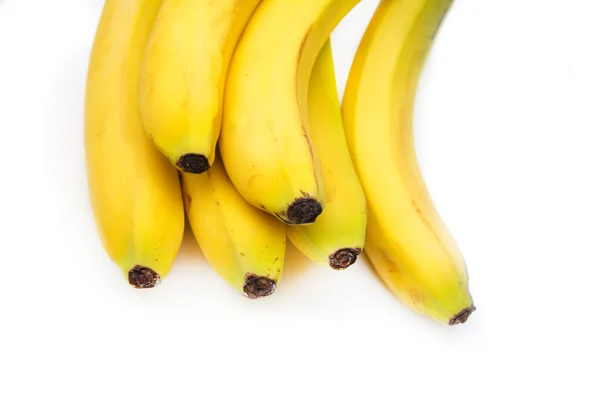 Bananas frescas sobre fundo branco — Fotografia de Stock