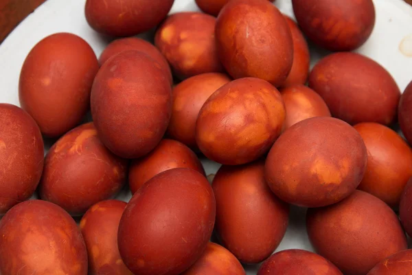 Rote Eier am orthodoxen Osterfest — Stockfoto