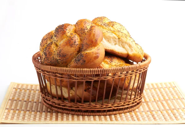 Pan en cesta —  Fotos de Stock