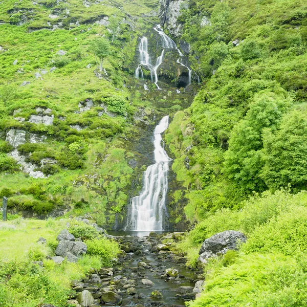 Assarancagh vodopád, hrabství donegal, Irsko — Stock fotografie