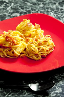 spagetti carbonara