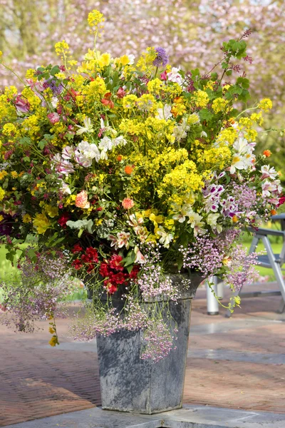 Flower bouquet, Keukenhof Gardens, Lisse, Netherlands — Stock Photo, Image