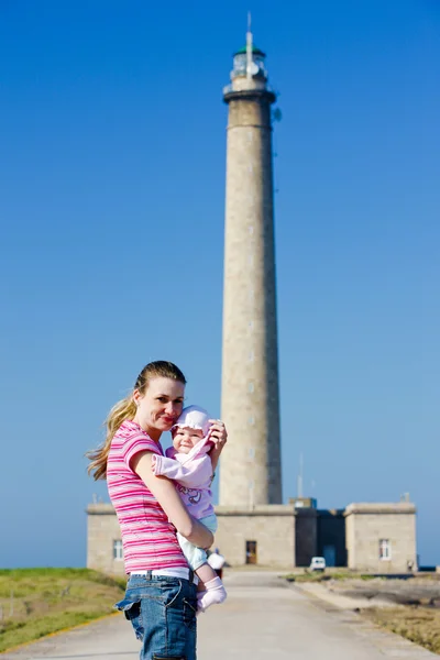 Touristen vor dem Leuchtturm, Gatteville, Normandie, Frankreich — Stockfoto