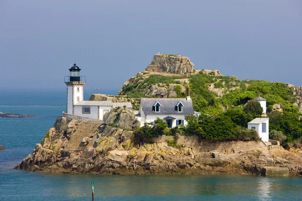 Vuurtoren, pointe de pen al lann, Bretagne, Frankrijk — Stockfoto