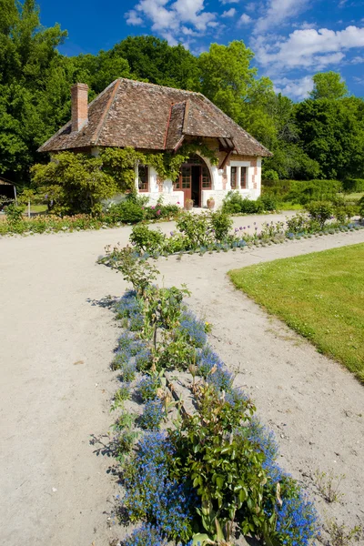 Garten des Chateau du Moulin, lassay-sur-croisne, Zentrum, Frankreich — Stockfoto