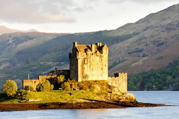 Castillo de Eilean Donan, Loch Duich, Escocia — Foto de Stock