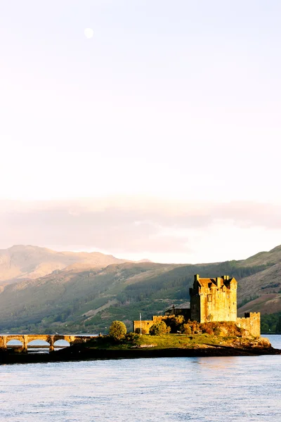 Eilean Donan-kastély, Loch Duich, Skócia — Stock Fotó