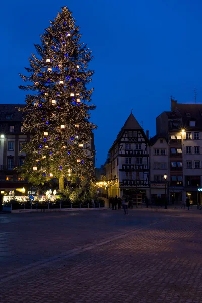 Broglie, strasbourg, alsace, Fransa Noel zamanında yer — Stok fotoğraf