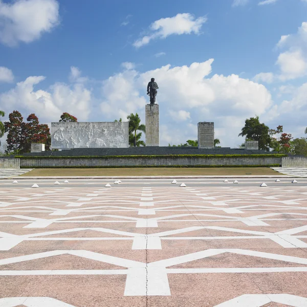 チェ ・ ゲバラの記念碑、プラザ デ ラ革命、サンタクララ、キューバ — ストック写真