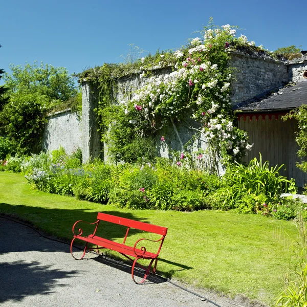Tullynally zámecké zahrady, hrabství westmeath, Irsko — Stock fotografie
