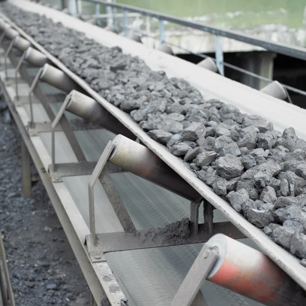 Coal loading, Banovica, Bosnia and Hercegovina — Stock Photo, Image
