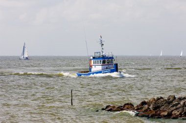 tekneler yakın stavoren, friesland, Hollanda