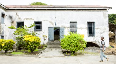 nehir antoine ROM damıtım, grenada