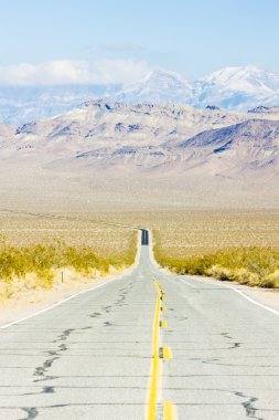 Road, ölüm Vadisi Milli Parkı, Kaliforniya, ABD