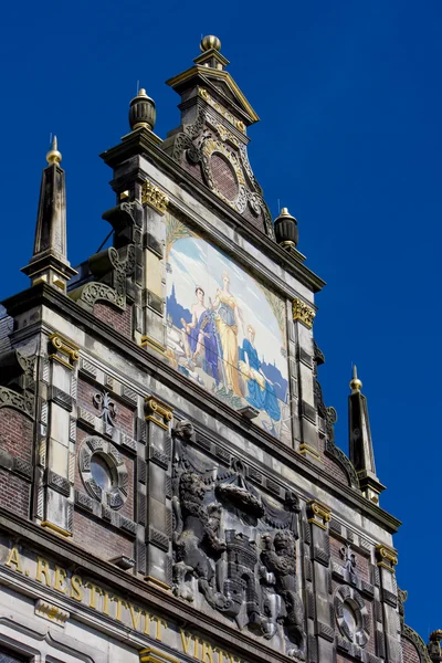 Městská radnice detailů, alkmaar, Nizozemsko — Stock fotografie