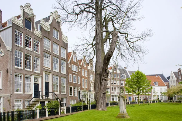 Begijnhof, Amsterdam, Países Bajos — Foto de Stock
