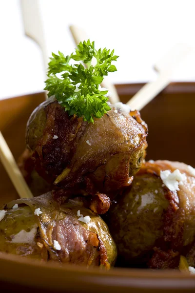 Smažené brambory ve slanině — Stock fotografie