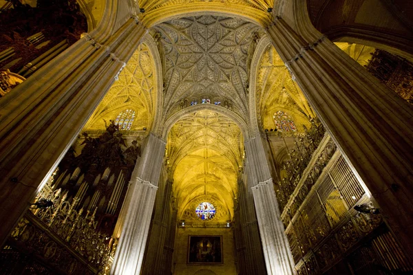 Interieur van de kathedraal van Sevilla, Andalusië, Spanje — Stockfoto