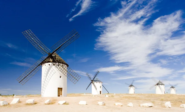 Väderkvarnar, Campo de Criptana, Kastilien-La Mancha, Spanien — Stockfoto