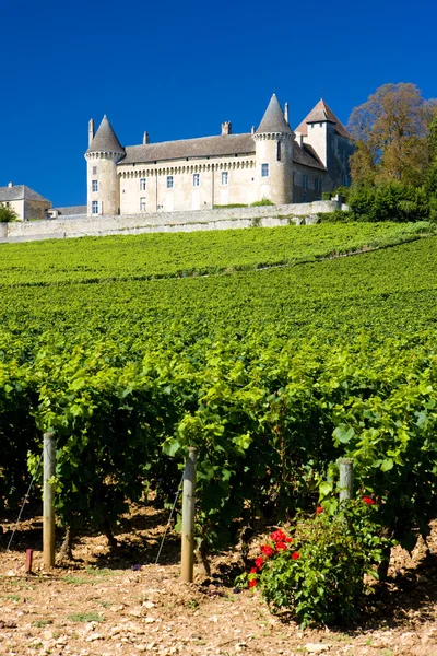 Chateau de Rully mit Weinbergen, Burgund, Frankreich — Stockfoto