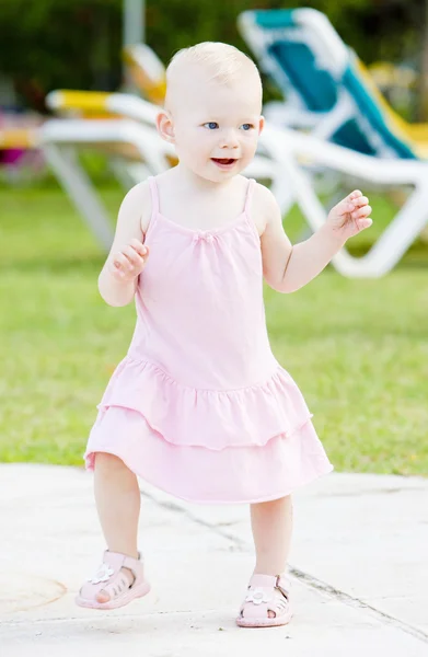 Small girl on walk — Stock Photo, Image