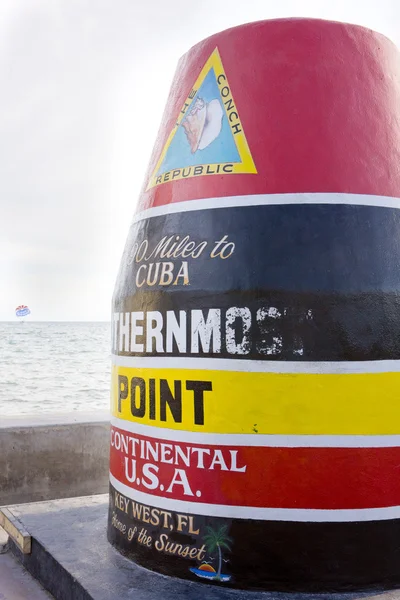 最南端地点マーカー, Key West,フロリダ州,アメリカ — ストック写真