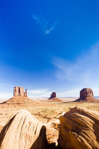 The Mittens and Merrick Butte, Monument Valley National Park, Ut — Stok fotoğraf