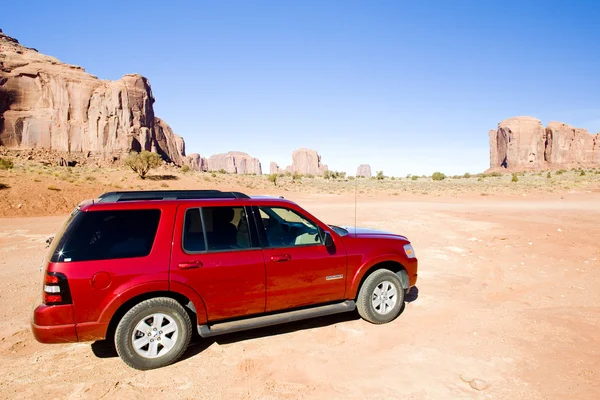 Off road, Monument Valley National Park, Utah-Arizona, USA — Stock Photo, Image