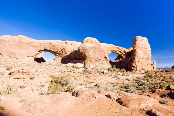 Ventana Norte y Ventana Sur, Parque Nacional Arches, Utah, EE.UU. — Foto de Stock