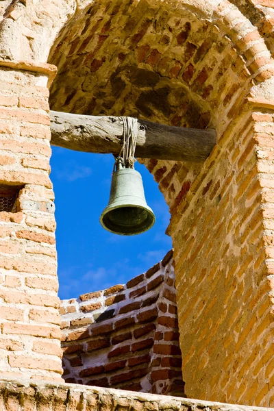 Çan kulesi san jose de tumacacori chruch, arizona, ABD — Stok fotoğraf