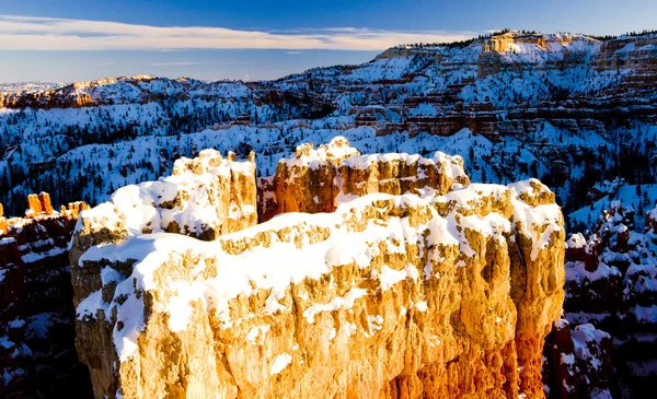 Sunset Point, Bryce Canyon National Park in winter, Utah, USA — Stock Photo, Image