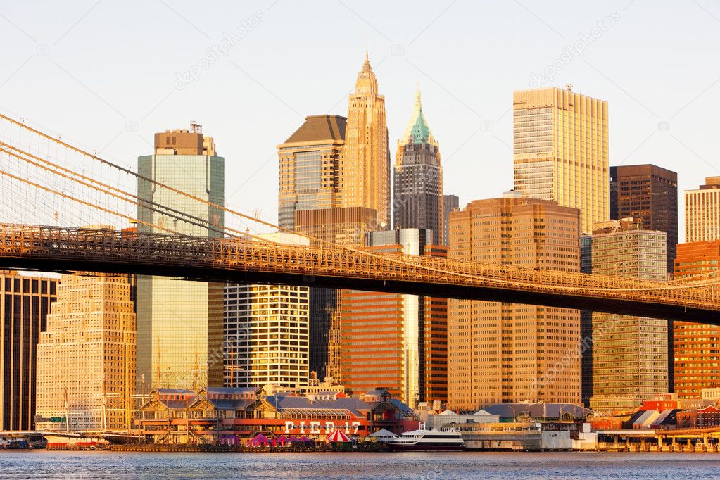 Manhattan with Brooklyn Bridge, New York City, USA