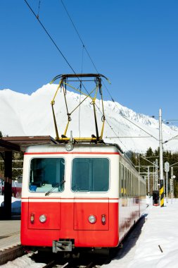 strbske pleso istasyonu, vysoke tatry (yüksek tatras elektrikli otomobil