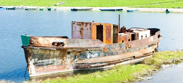 Navio velho no rio Danúbio, Smederovo, Sérvia — Fotografia de Stock