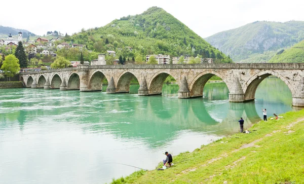 Pont au-dessus de la rivière Drina, Visegrad, Bosnie-Herzégovine — Photo