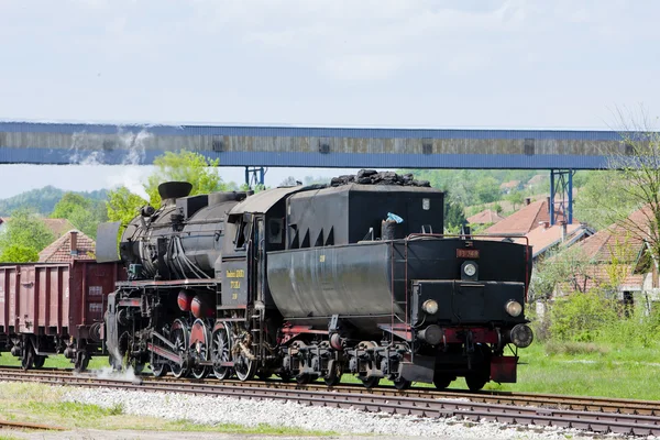 Locomotiva a vapor na região de Tuzla, Bósnia e Herzegovina — Fotografia de Stock