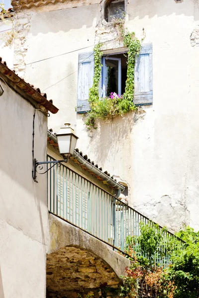 Greoux-les-bains, provence, Francie — Stock fotografie