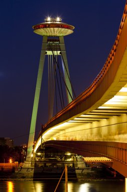 yeni bir köprü, gece, bratislava, Slovakya